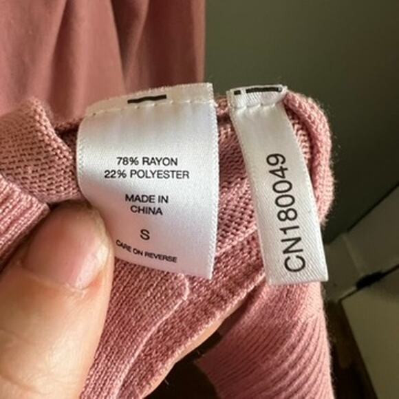 New York & Co NWT Women's Asymmetrical Zip Pink Chic Tunic Sweater, Size Small - Picture 9 of 11